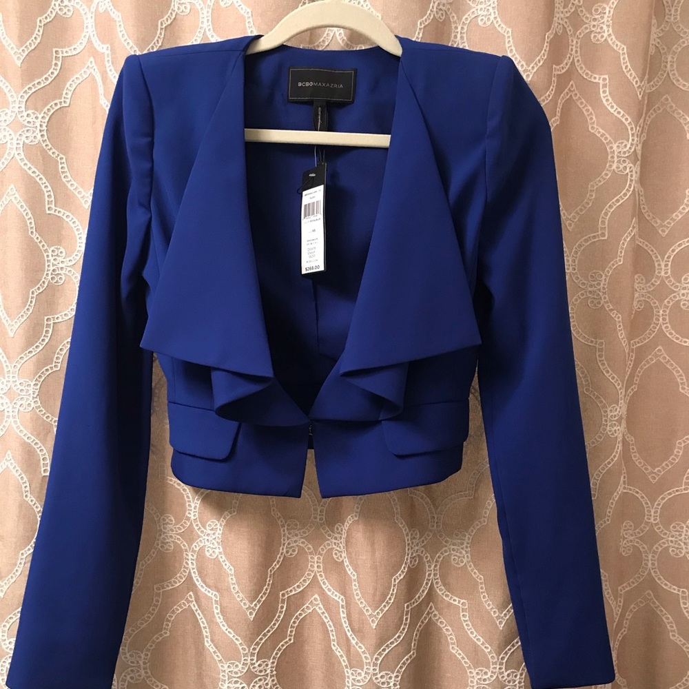 NWT BCBG Cropped Blazer